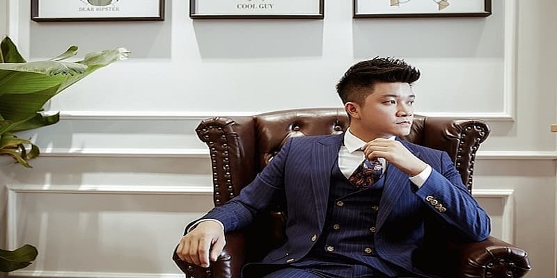 CEO Dương Tùng Mạnh là người đứng sau những thành công của nhà cái i9bet